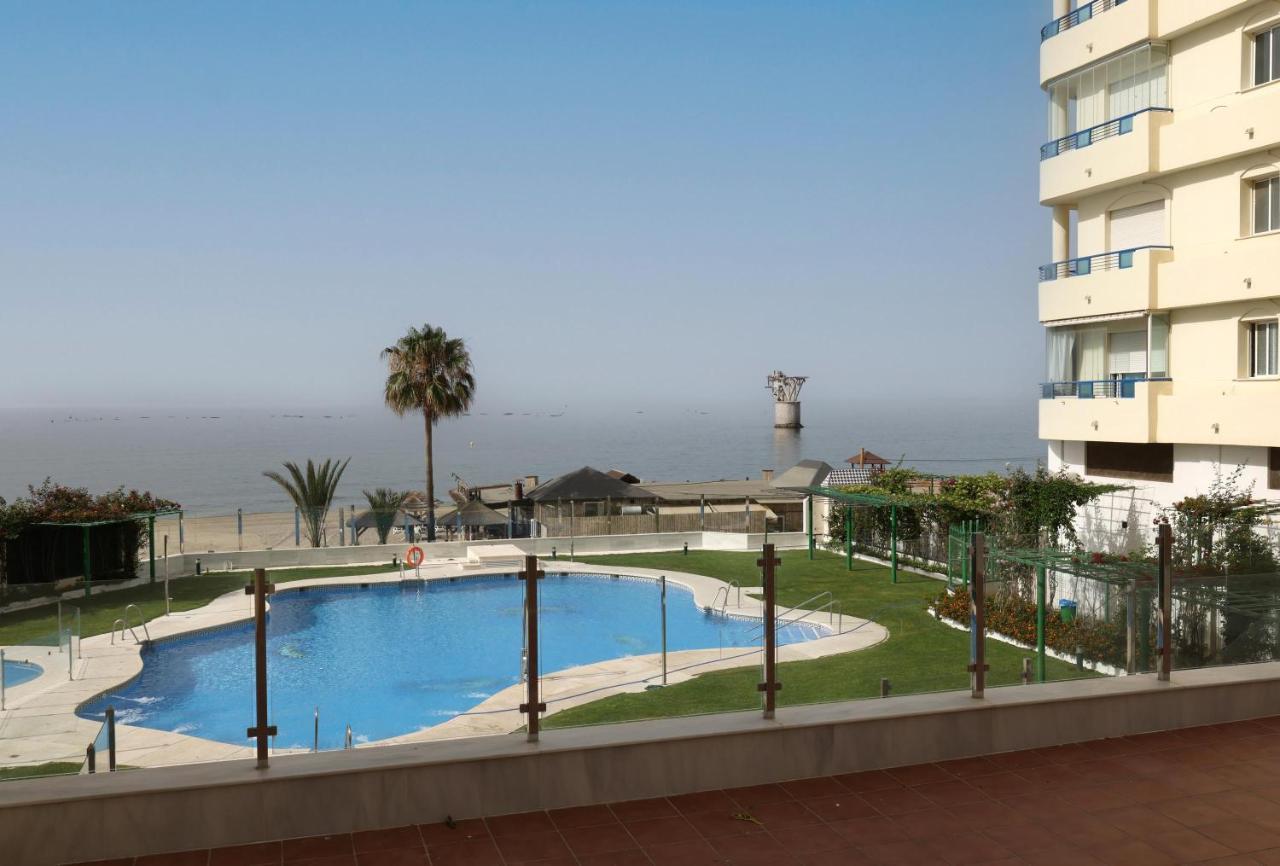 First Line Beach Apartment Марбелья Екстер'єр фото