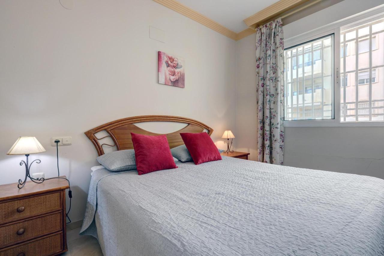 First Line Beach Apartment Марбелья Екстер'єр фото
