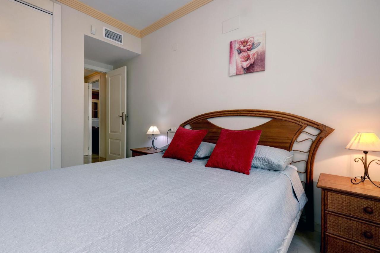 First Line Beach Apartment Марбелья Екстер'єр фото